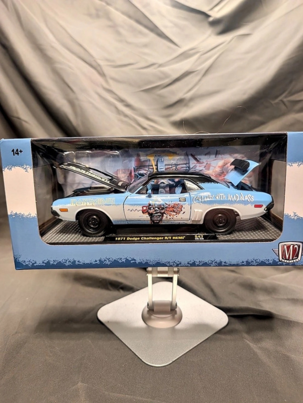 M2 Machines 1971 Dodge Challenger R/T HEMI Iron Maiden Rock Legends Iron Maiden